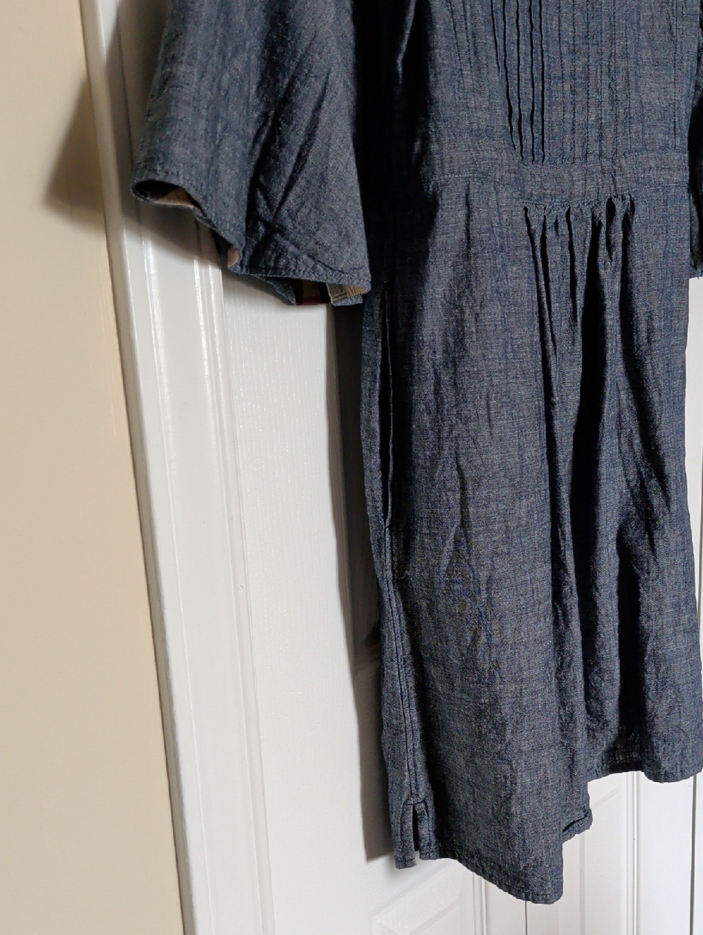 BURBERRY | Michelle Flutter-Sleeve Denim Dress. Size Small. HP! - Picture 8 of 12